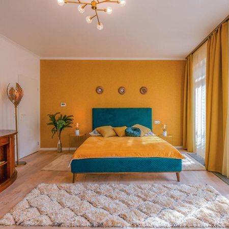 Koenigin Apartman Pécs Exterior foto